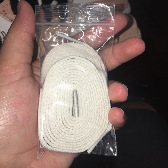 Nike Jordan 1 Mid SE Brushstroke NWB - Picture 11 of 14